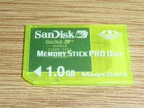 1gb sandisk memory stick - 1gb,